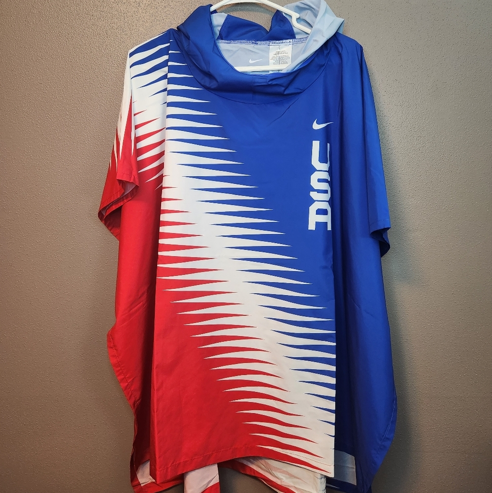 Nike USA Marathoner Poncho Unisex sz Small/Medium New w Tags